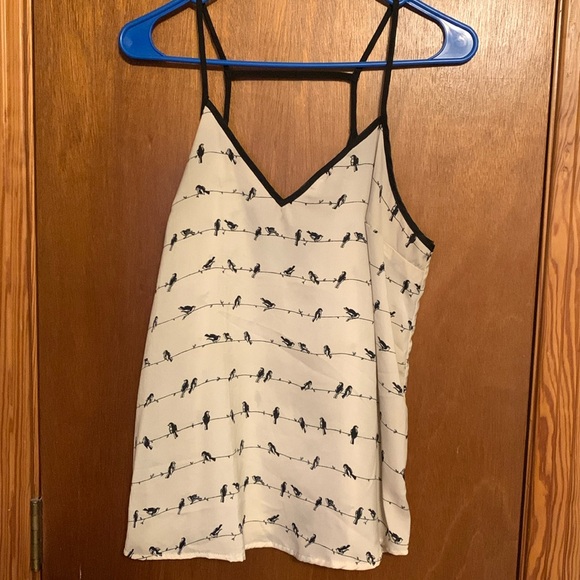 kiss & cry Tops - Flowy bird tank